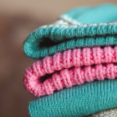 örme kazak yığını