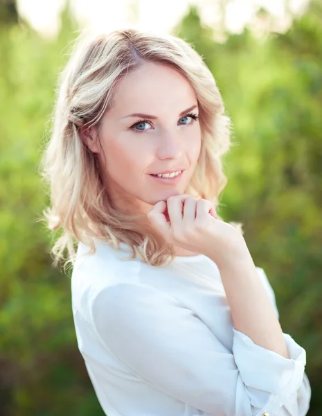 Beautiful blond woman — Stock Photo, Image