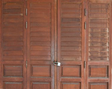 asma kilit ve eski kapıyı hasp ve kapıda bir vintage