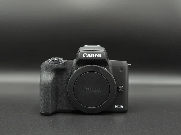 Eos M50 50M 바탕의 블로거들을 최고의 카메라중 하나는 — 스톡 사진