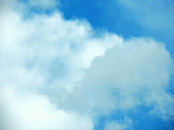 Céu Azul Com Nuvens Sobre Rússia Céu Verão Céu Russo — Fotografia de Stock