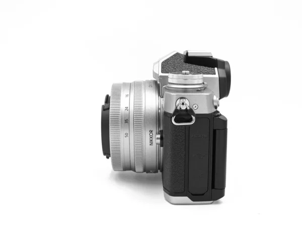 Nikon Kropp Med Lins Nytt 2021 Den Ikoniska Spegelfria Kameran — Stockfoto