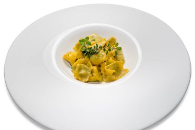 İtalyan Langhe 'den yağlı, mermer ve parmesanlı ravioli del plin tipik Piedmontese makarnası. 