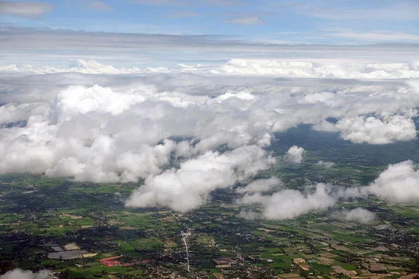 Luchtfoto van Chiangmai, Thailand uit hemel — Stockfoto