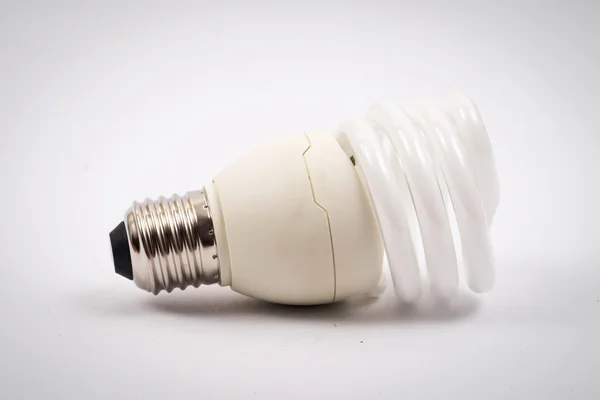 Twist lampadina su sfondo bianco — Foto Stock