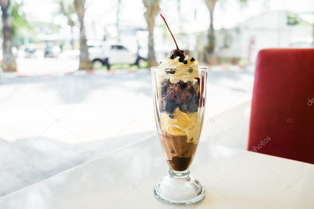 Chocolate sundae in the clear glass cup