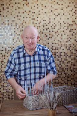 Sepetçilik. Adam sepeti örgüleri