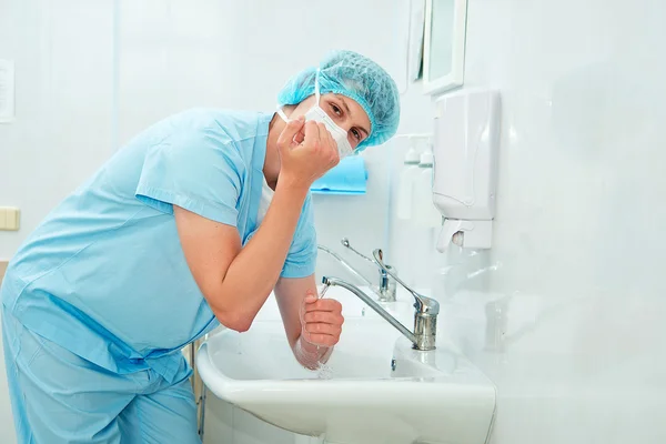 Male surgeon — Stock Photo, Image