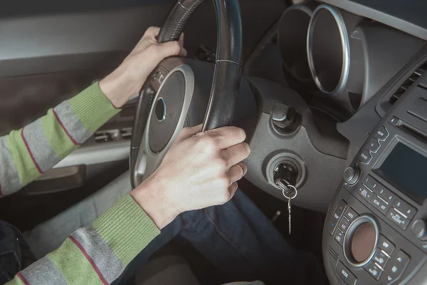 Man driving a car — Stock Photo, Image