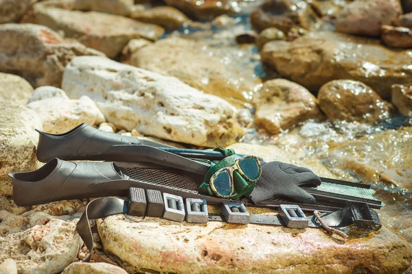 Máscara, barbatanas, snorkel. equipamento para freediver — Fotografia de Stock