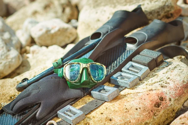 Máscara, barbatanas, snorkel. equipamento para freediver — Fotografia de Stock