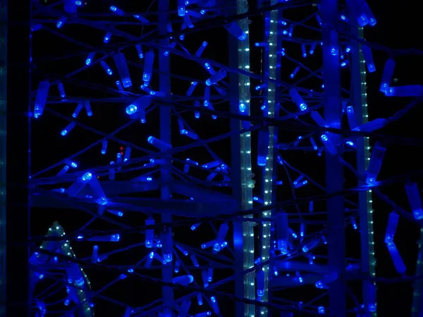 Bokeh Dalle Ghirlande Blu Bella Illuminazione Festiva All Aperto Lampadine — Foto Stock