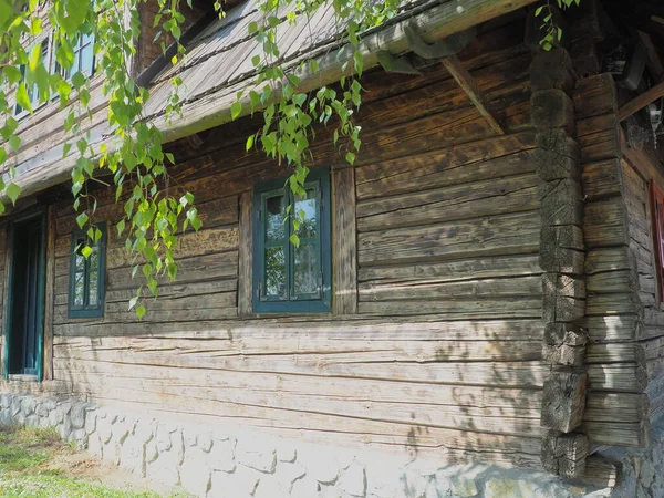 Stanisici Bijelina Bosna Hersek Nisan 2021 Kütük Köyü Çiftlik Evi — Stok fotoğraf