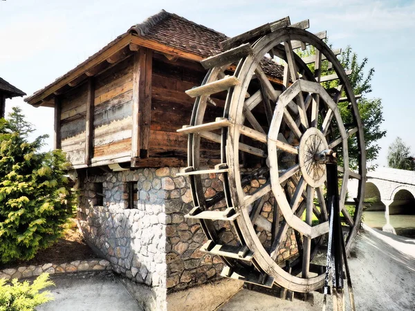 Stanisici Bijelina Bosnien Und Herzegowina April 2021 Holzwassermühle Eine Hydraulische — Stockfoto