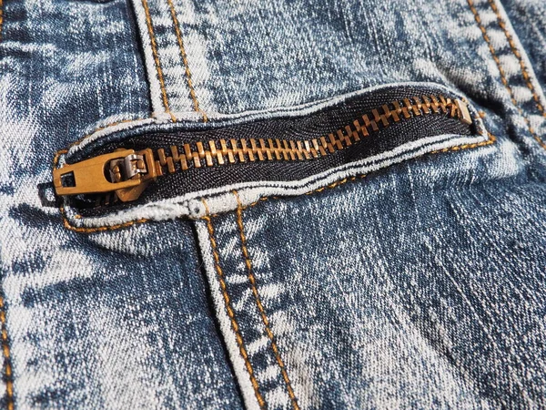 Close Jeans Mit Nähten Und Schlössern Sehr Schäbig Getragene Jeans — Stockfoto