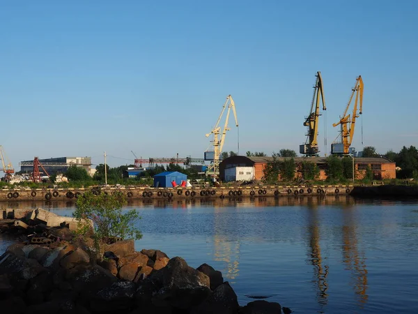 Petrozavodsk Russie Juillet 2021 Port Avec Grues Cargaison Navires Yachts — Photo