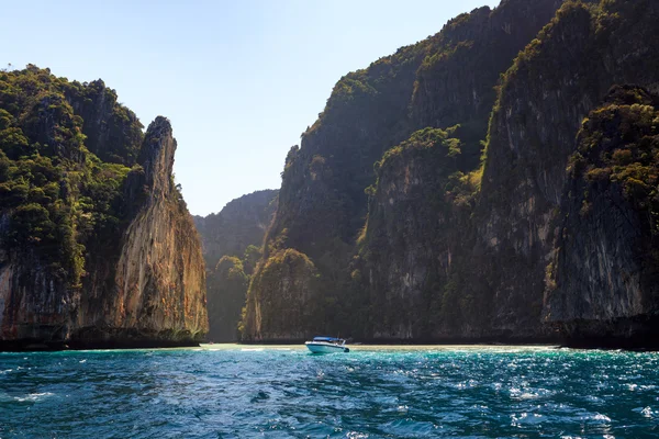 Ostrov cestovní v krabi moře Thajsko — Stock fotografie