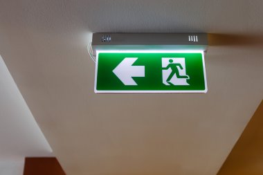 Yangın çıkış ışık işareti