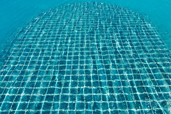 Bazén se slunnou reflexe — Stock fotografie