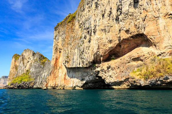 Ostrov cestovní v krabi moře Thajsko — Stock fotografie