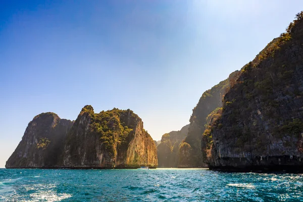 Ostrov cestovní v krabi moře Thajsko — Stock fotografie