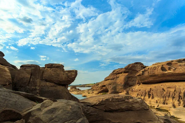 Unseen Thailand grand canyon sam pan bok at ubonratchathani — Stock Photo, Image