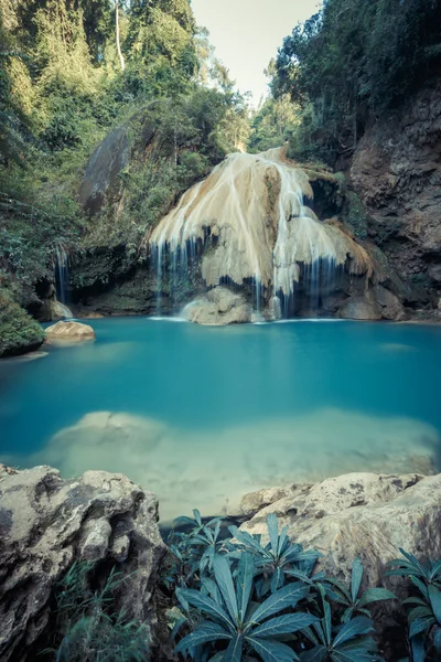 Wonderful waterfall with colorful tree in thailand — Stock Photo, Image