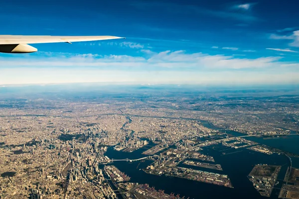 Tokyo aerial view from airplane window — Stock Photo, Image