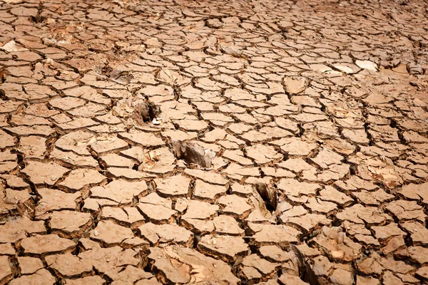 Расколотая суша без воды — стоковое фото