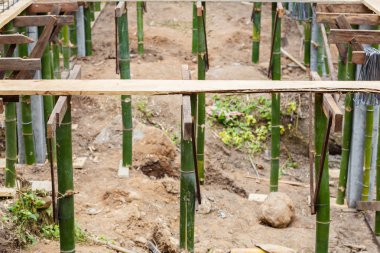 yeni ev inşaatı için ahşap çam kereste kümesi 