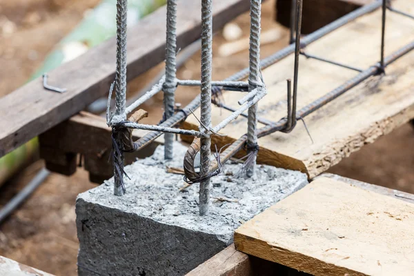 Stiftelsen stål spö för hus byggnad — Stockfoto