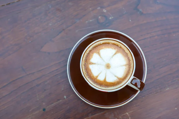 Tasse de café sur la table — Photo