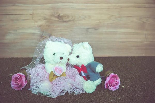 Orso romantico su tono di colore vintage retrò — Foto Stock