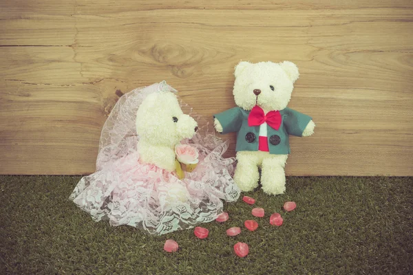 Romantic Bear on vintage retro color tone — Stock Photo, Image