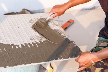 Emek yükleme seramik zemin