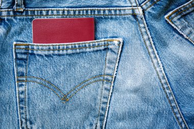 Kot pantolon cep pasaport ile