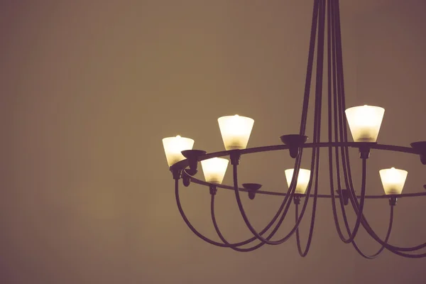 Lampadario cerchio per la casa in tono vintage retrò — Foto Stock