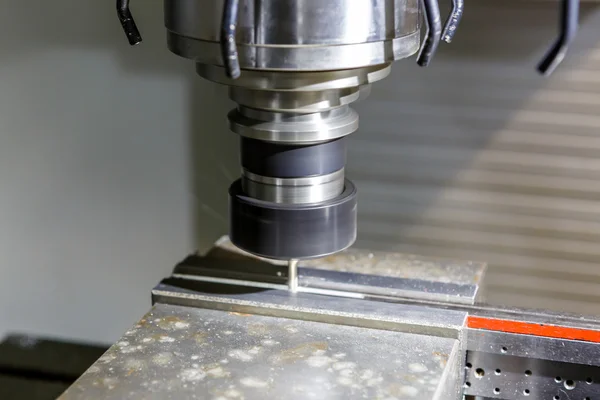 Torno, fresadora CNC — Fotografia de Stock