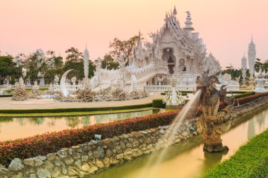 WAT rong-khun tapınak chiangrai Tayland