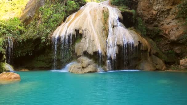 Khor louang waterfall — Stock Video