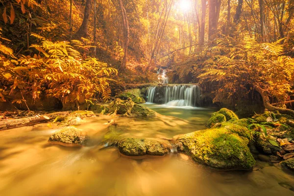 Wonderful waterfall in thailand — Stock Photo, Image