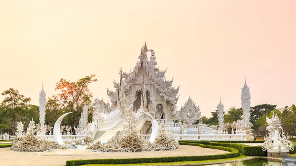 Wat Rong-khun tempio chiangrai — Foto Stock