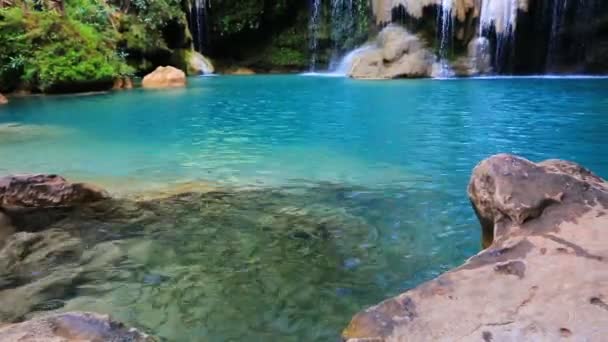 Khor Luang waterval in Thailand — Stockvideo