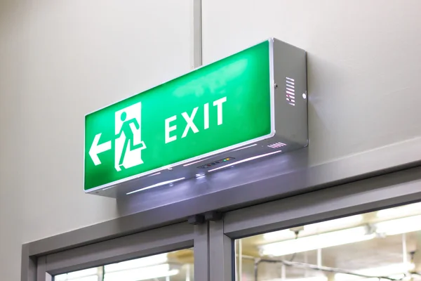 Fire exit light sign — Stock Photo, Image