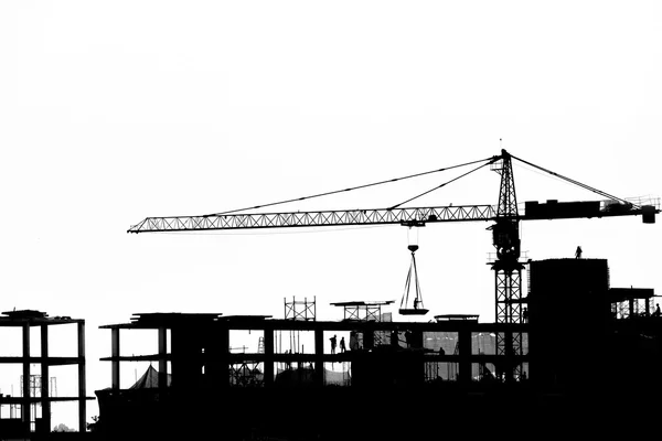 Chantier de construction avec grues — Photo