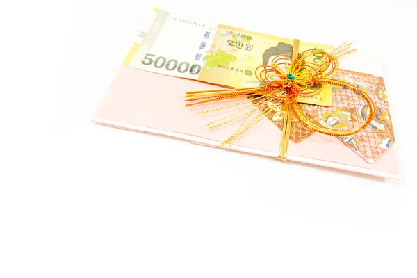 Корейский конверт с деньгами — стоковое фото