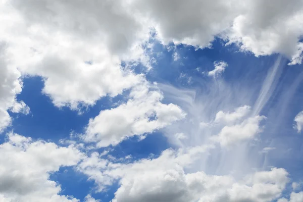 Clouds on the blue sky — Stock Photo, Image