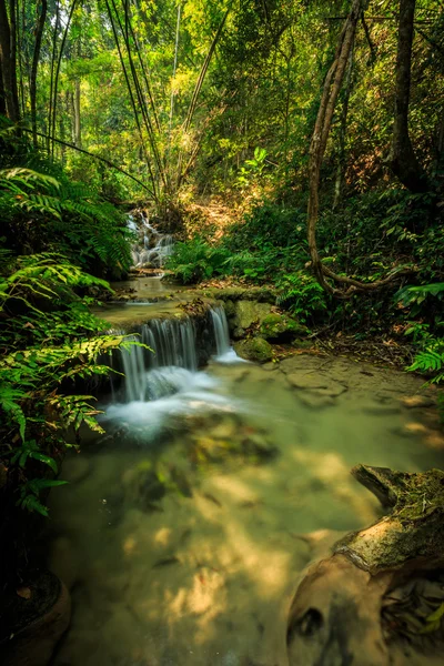 Wonderful waterfall in thailand — Stock Photo, Image