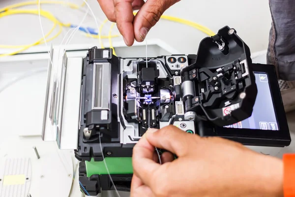 Fiber optik kablo ağ sistemi