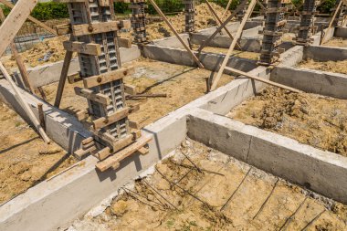 ev yapımı için somut ayağı kalıp